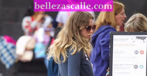 Chicas Hot En Mallas Ajustadas Mujeres Bellas En La Calle