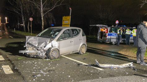 Heidelberg Eppelheim Vollsperrung nach Unfall auf Grenzhöfer Weg Zwei