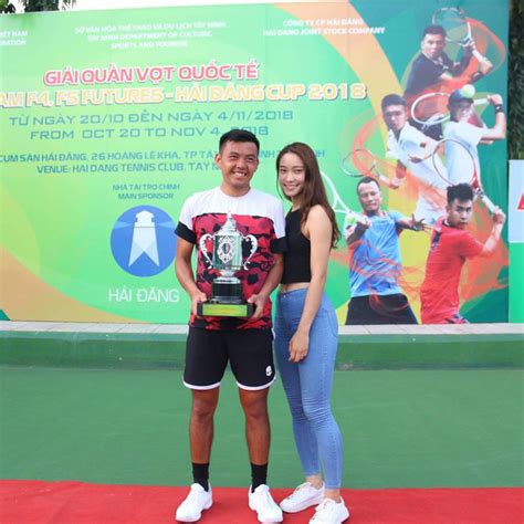 Bạn gái xinh đẹp của hot boy quần vợt Lý Hoàng Nam Cao 1m72 thần thái không chê vào đâu được