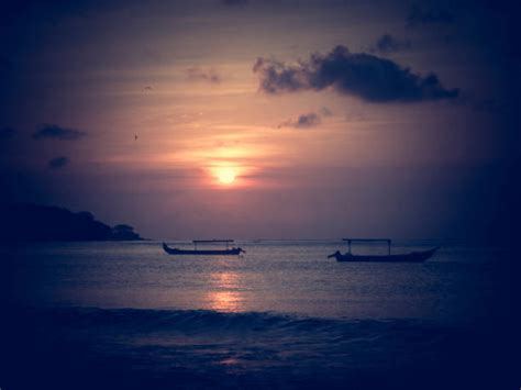 530+ Jimbaran Beach Sunset Stock Photos, Pictures & Royalty-Free Images ...