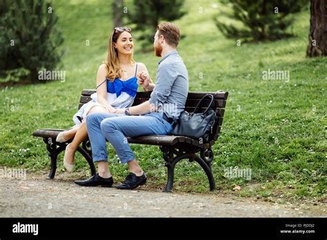 Couple Bench Hi Res Stock Photography And Images Alamy