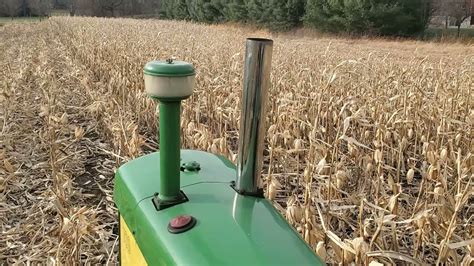 John Deere 730s Picking Corn Youtube