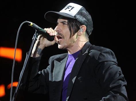 Red Hot Chili Peppers Gig Cancelled After Anthony Kiedis Hospitalised FM