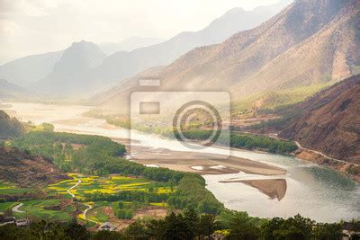 A Famous Bend Of Yangtze River In Yunnan Province China First Wall