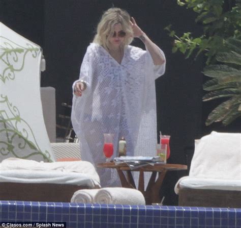 A Pale And Interesting Ashlee Simpson Covers Up Her Bikini Body In Kaftans While On Holiday In