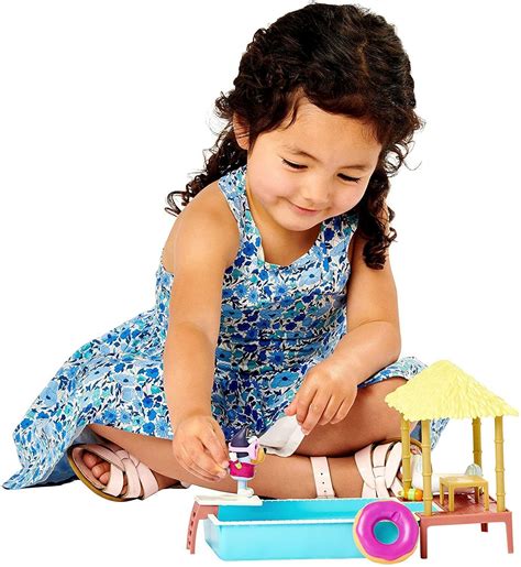 Bluey Pool Time Playset With Bluey Figure and 4 Accessories Ages 3+ New ...