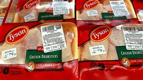 Tyson Foods Boycotted As It Sacks 1300 Staff At Iowa Pork Plant And Offers Job And Lawyer