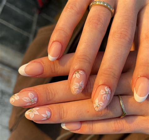 Top 22 Stunning Flower Nail Designs For 2024 That You Cant Miss