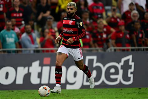 Analisando punição a Gabigol Flamengo escutará explicação do atacante