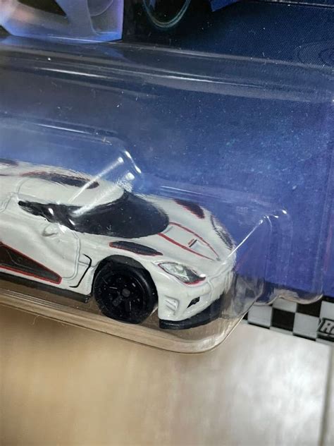 Yahoo オークション ホットウィール Hot Wheels ケーニグセグ アゲー