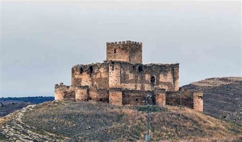 Autorizada la ampliación del alumbrado público para el castillo de