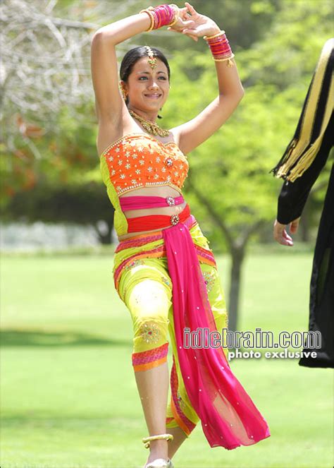 Idlebrain Hot Actress Trisha