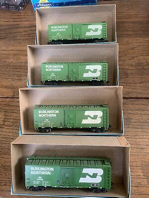 Athearn HO Gauge Custom BN Burlington Northern 40 Box Cars Different