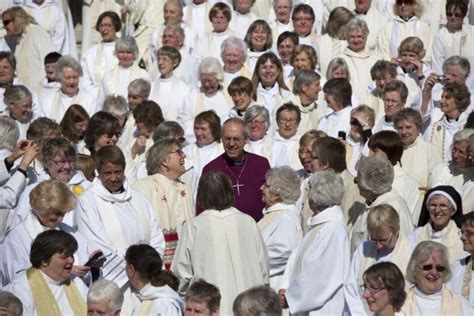 Excommunicated Catholic 'womenpriests' push for female ordination