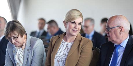 Kolinda Grabar Kitarovi Nije Zaboravila Hrvatima Estitati Va An Dan