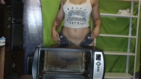 Oven Crushed Under Jeans Ass WMV Female Muscle Power Clips Sale