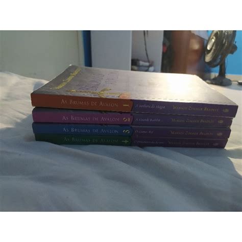 Cole O Brumas De Avalon Livros Shopee Brasil