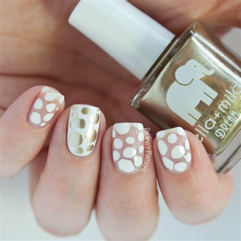 Negative Space Blobbicure Nail Art By Paulina S Passions