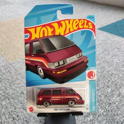 Hot Wheels Case A 2024 1986 Toyota Van Shopee Malaysia