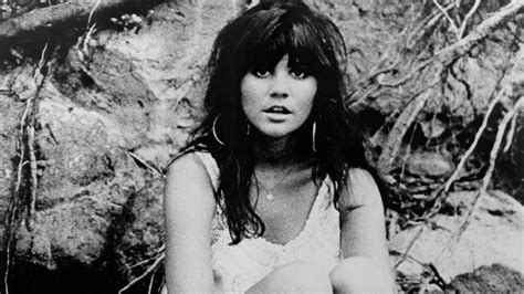 Linda Ronstadt on Her New Memoir and Her Mexican American Heritage | Vogue