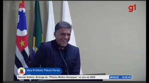Justiça condena vice prefeito por injúria após comentário homofóbico contra vereador gay em