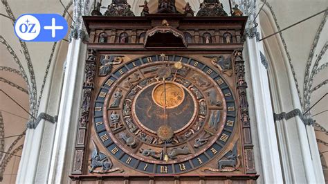 Astronomische Uhr In Rostocks Marien Kirche Chancen Auf Platz Auf