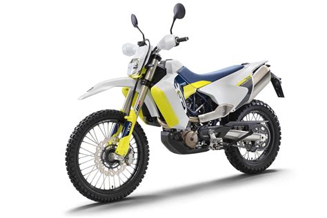 2020 Husqvarna 701 Enduro Lr First Look 6 6 Gallon Fuel Capacity