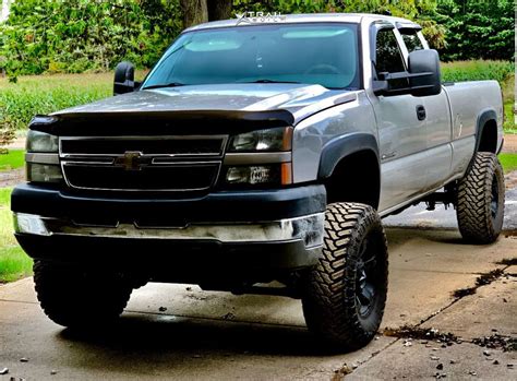 2005 Chevrolet Silverado 2500 HD Wheel Offset Super Aggressive 3"-5 ...