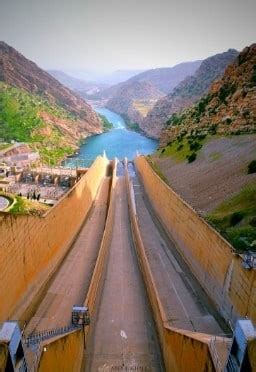 Operations in Embankment Dam Construction