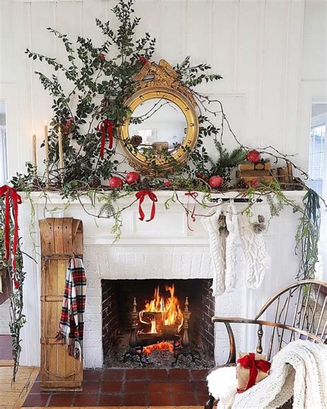 Christmas Mantel Design Ideas for a Chic Holiday Home