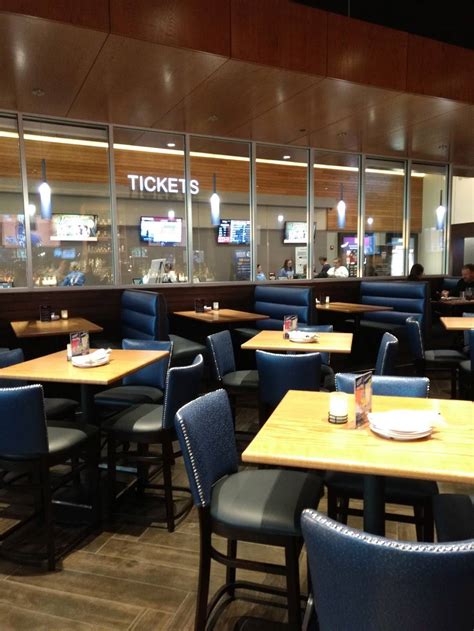 BistroPlex In-Theatre Dining Cinema | 5210 S 76th St, Greendale, WI ...