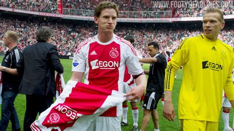 Full AFC Ajax Logo History & Meaning - 21-22 Home Kit To Feature Old ...