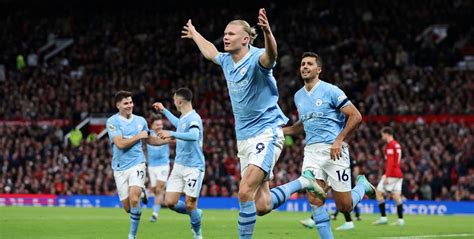 Manchester City goleó al United con un doblete de Erling Haaland y