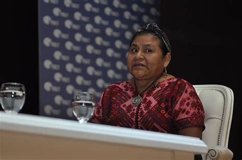 Rigoberta Mench煤 20 Inspiring Facts About the Nobel Peace Prize Winner