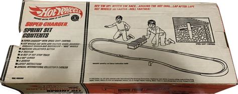 Super Charger Sprint Set Hot Wheels Playset Hwredline
