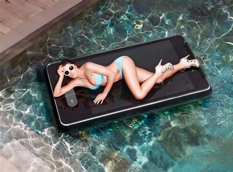 Hot Sexy Gadget Girls Do We Really Need Them Geeky Stuffs