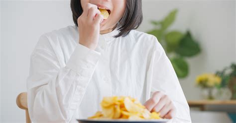 過食・拒食などの食行動の異常 長野県摂食障がい自助グループ 「パステル・ポコ」