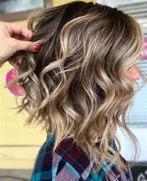 Lob Hairstyle For Thick Curly Hair Thick Wavy Hair Inverted Bob Hairstyles Inverted Bob Haircuts