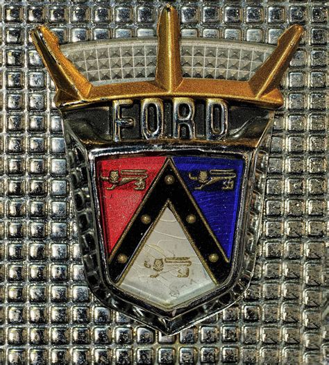 1957 Ford Fairlane 500 Skyliner Retractable Hardtop Emblem V1