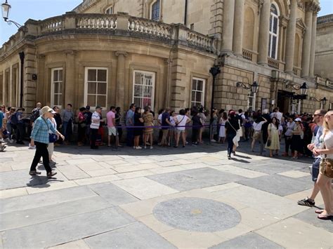bath roman walking