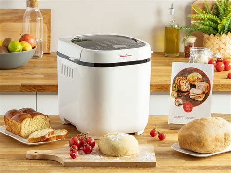 Moulinex OW2101 Pain Doré Macchina del Pane, 720 W, 1 kg, 12 Programmi ...