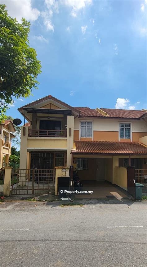 Seri Pristana, Saujana Utama Intermediate Townhouse 3 bedrooms for sale ...