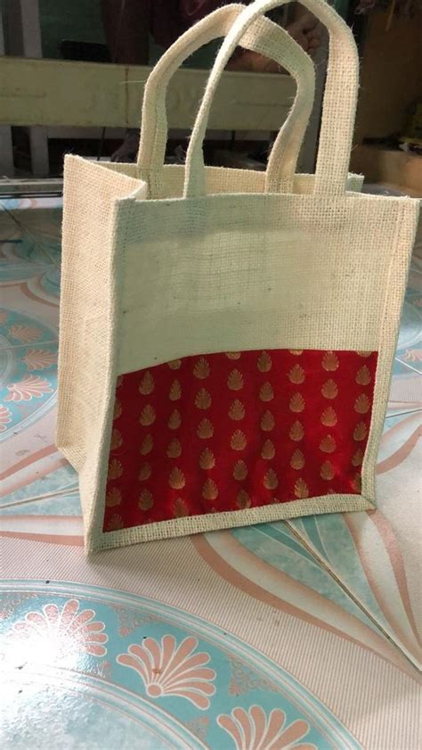 Handle Type Loop Handle Printed Jute With Brocade Thamboolam Bag For