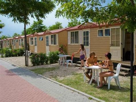 Roma Camping in Town Tent (Rome) - Deals, Photos & Reviews