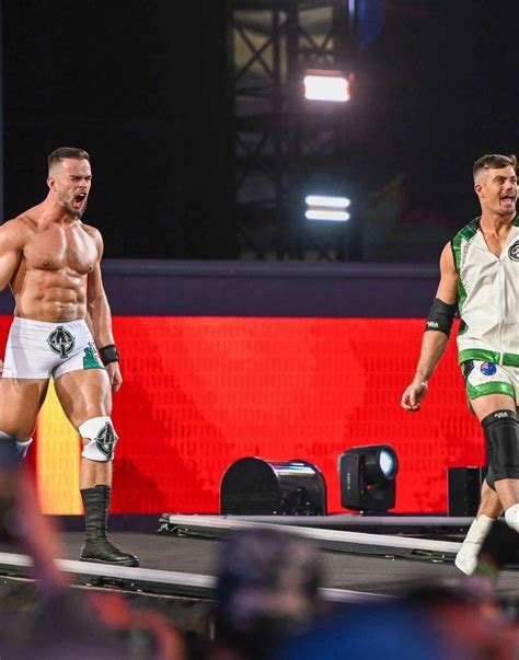 Austin Theory & Grayson Waller : r/WrestleWithThePackage