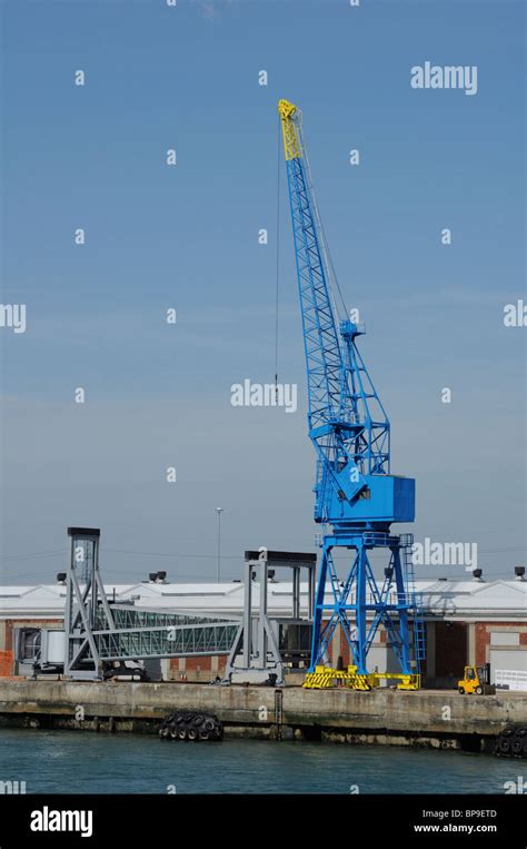 Dockside Crane At Southampton Docks Hampshire England Uk Stock Photo