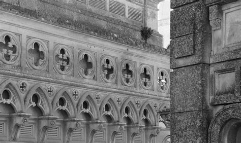 Il Cimitero Di Patern Sullacropoli Di Hybla Major Una Monumentalit