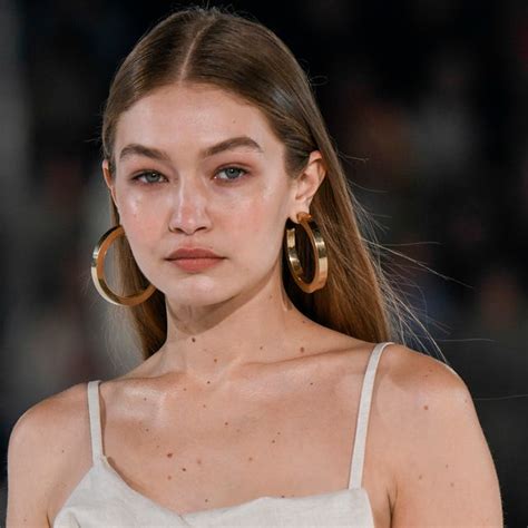 Gigi Hadids New Mum Makeup Routine Includes An £8 Foundation