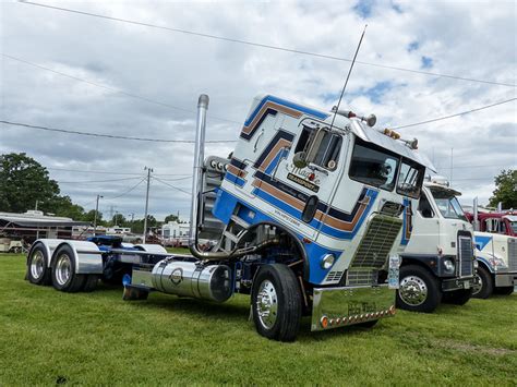 Maggie Transport S Stretched 1973 White Freightliner COE Semi Tractor