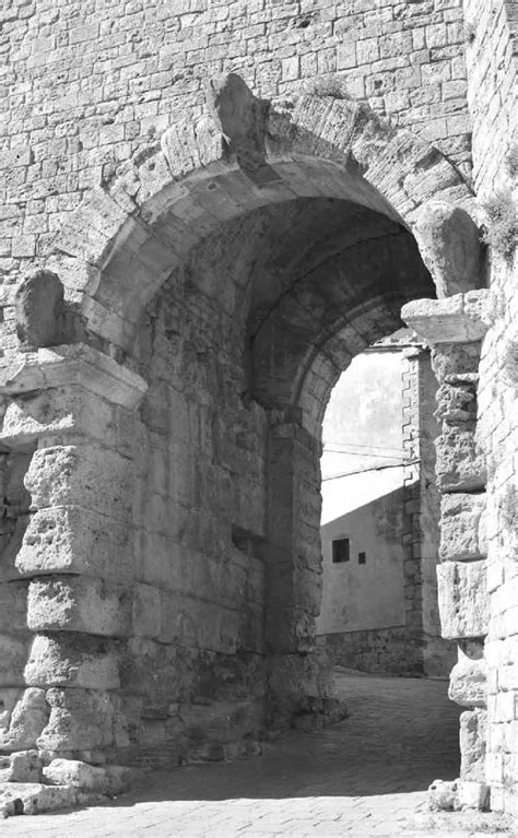 Porta All Arco In Volterra View Of The Extra Moenia Front Photo